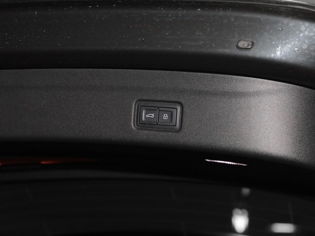 Audi Q6 e-tron Suv e-tron Audi Q6 SUV e-tron