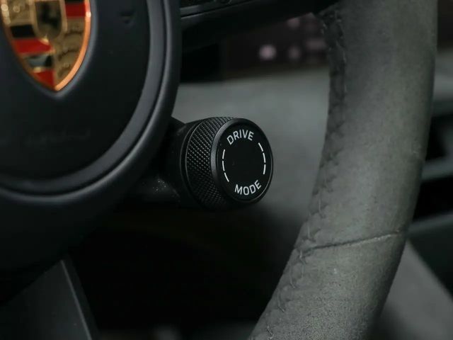 Porsche Taycan GTS Sport Turismo