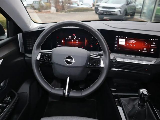 Opel Astra 1.2 Turbo Elegance Sports Tourer