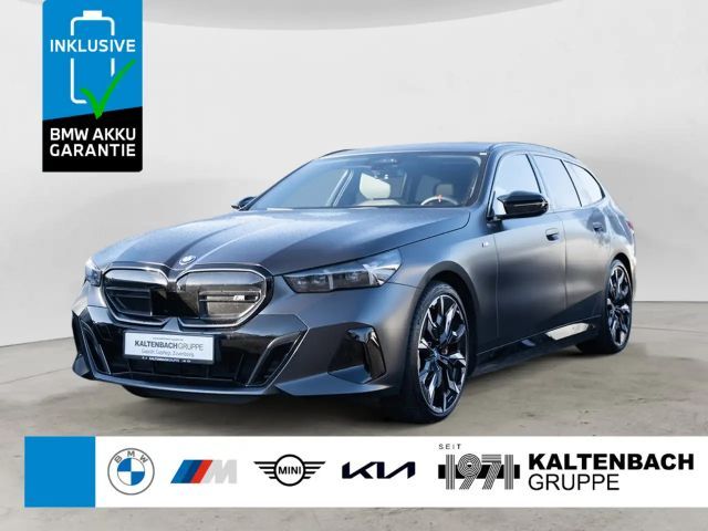 BMW i5 M60 Touring xDrive