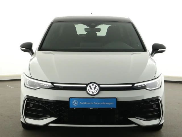 Volkswagen Golf 1.5 eTSI DSG Golf VIII R-Line