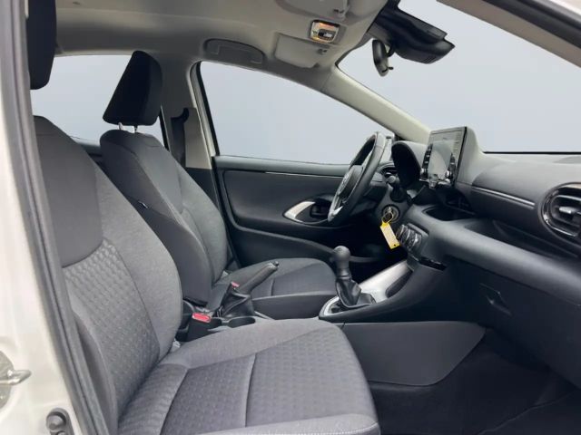 Toyota Yaris 1.0 VVT-i Comfort Hatchback