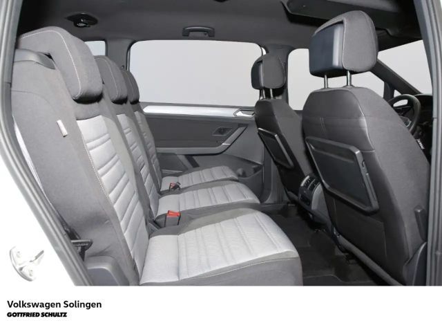 Volkswagen Touran DSG Highline R-Line