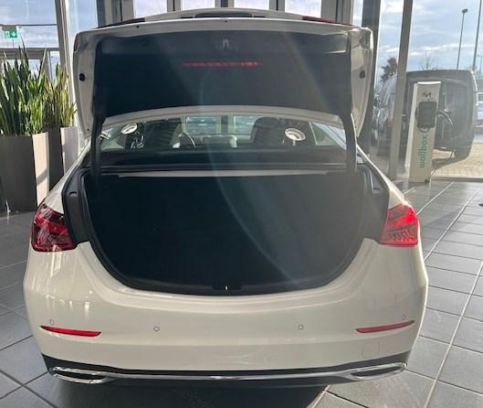 Mercedes-Benz C 200 AVANTGARDE Sedan