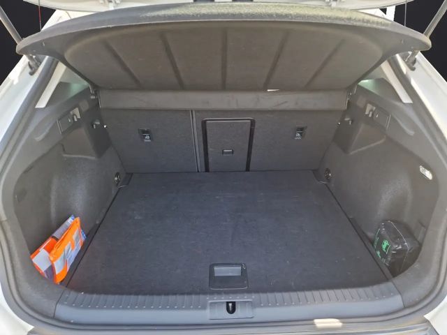 Cupra Formentor Basis LED 18" LED ACC SHZ PDC Klima DAB