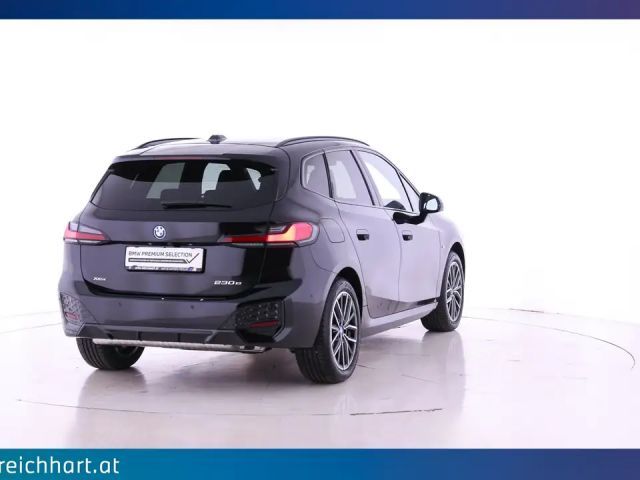 BMW 230 Sedan xDrive