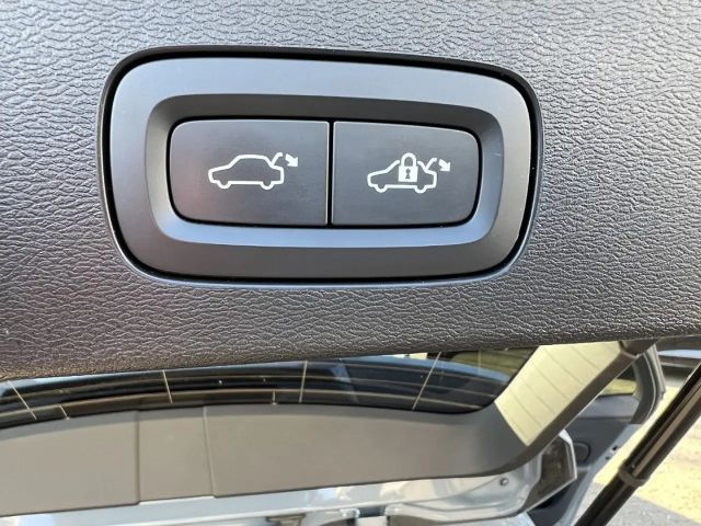 Volvo V60 AWD Dark Hybrid Plus T6