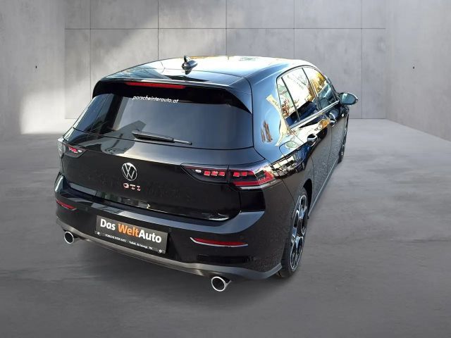 Volkswagen Golf DSG GTI