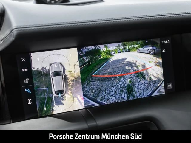 Porsche Taycan 4 Cross Turismo