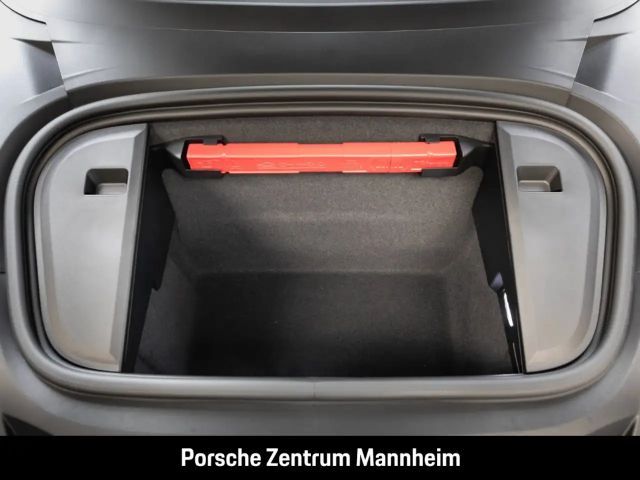 Porsche Taycan 4 Cross Turismo