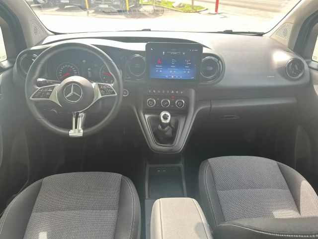 Mercedes-Benz T 180 Premium