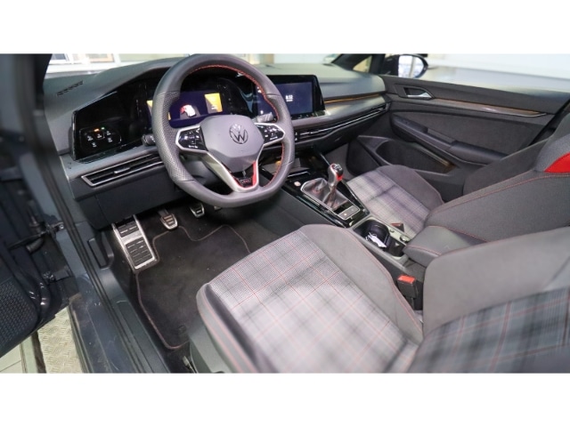 Volkswagen Golf 2.0 TSI Golf VIII