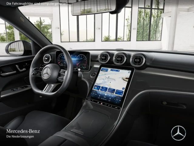 Mercedes-Benz C 200 AMG Line Sedan