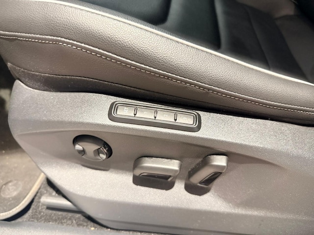 Volkswagen Tiguan 2.0 TSI R-Line