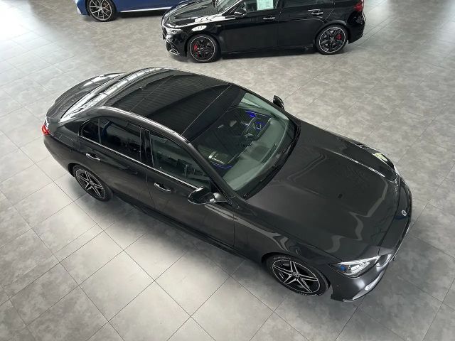 Mercedes-Benz C 300 AMG Line C 300 d Sedan