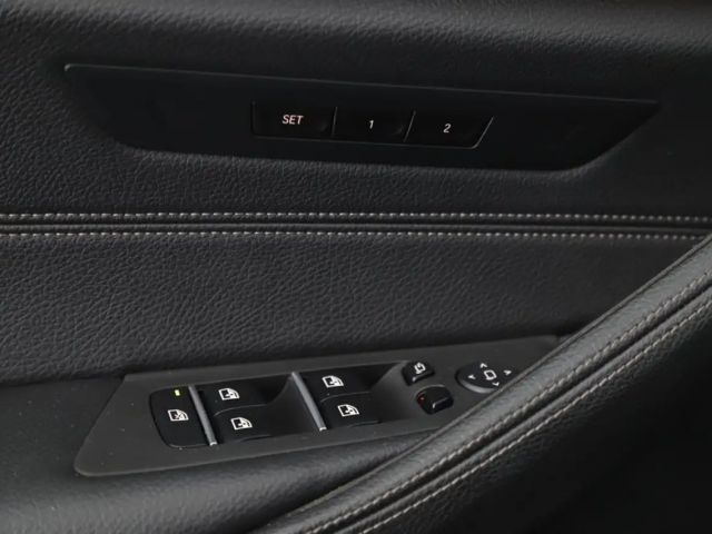 BMW 520 520d Luxury Line Touring xDrive