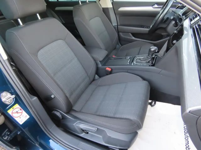 Volkswagen Passat Business Variant