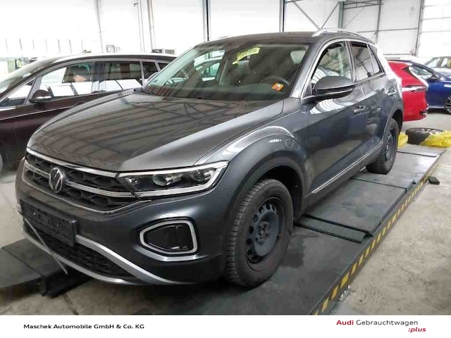 Volkswagen T-Roc 1.5 TSI DSG IQ.Drive