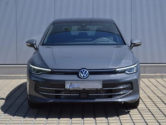 Volkswagen Golf 1.5 eTSI DSG Golf VIII