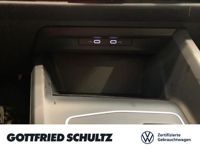 Volkswagen Golf DSG Golf VIII Life Variant