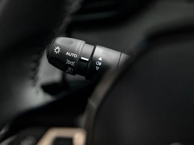 Peugeot 208 100 PK AT | Camera | Airco | Parkeers. v&a | Ca...