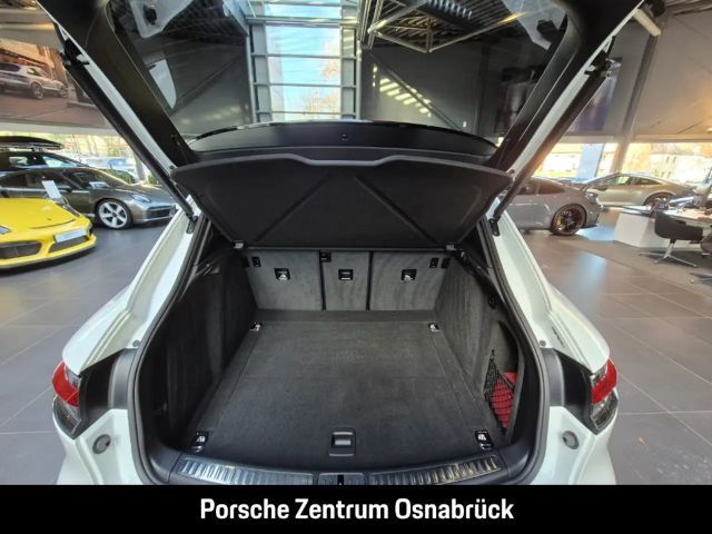 Porsche Macan Pano AHK Luft 20-Zoll BOSE 14-Wege Surround View B