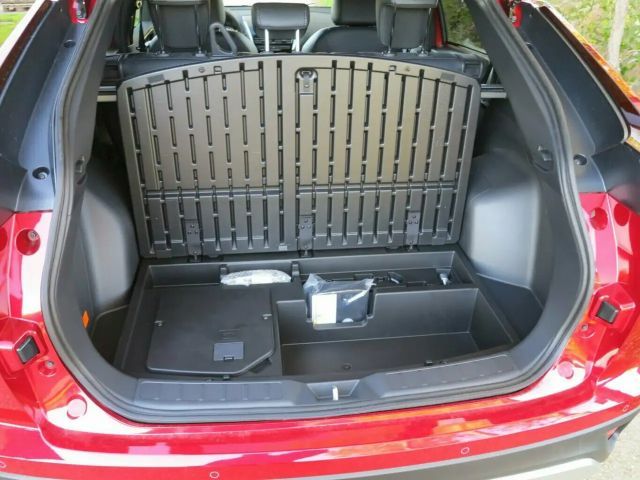 Mitsubishi Eclipse Cross Plus,