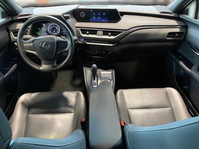 Lexus UX Executive Line