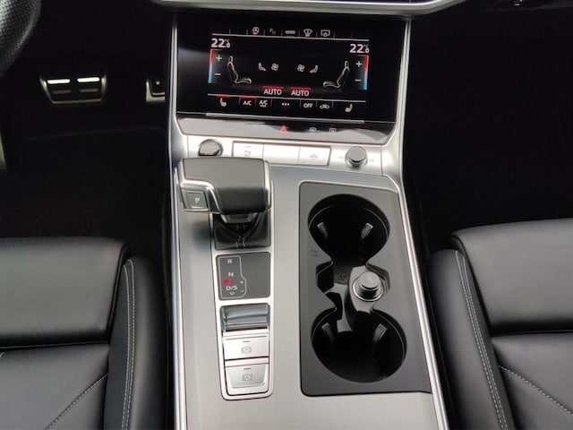 Audi A6 55 TFSI Avant Quattro S-Tronic Sport