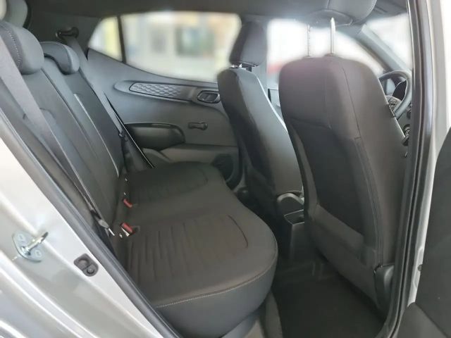 Hyundai i10 1.0