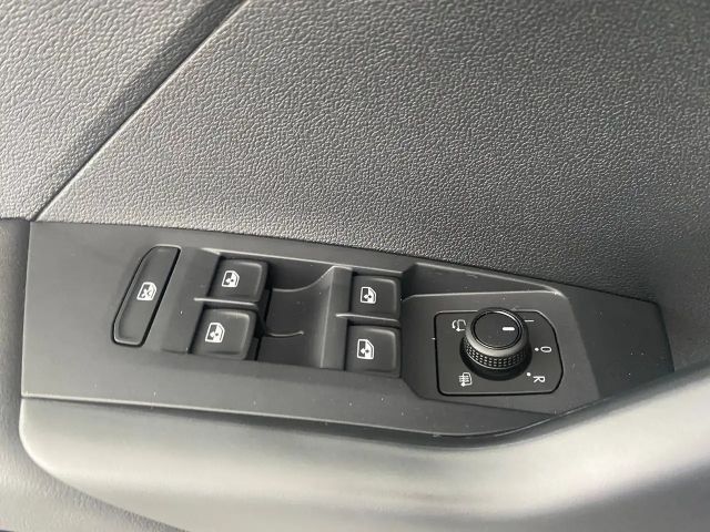 Volkswagen T-Cross 4Me TSI