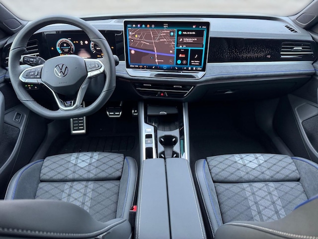 Volkswagen Passat 2.0 TDI DSG IQ.Drive R-Line