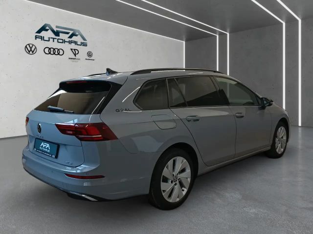 Volkswagen Golf 1.5 eTSI DSG Golf VIII Variant