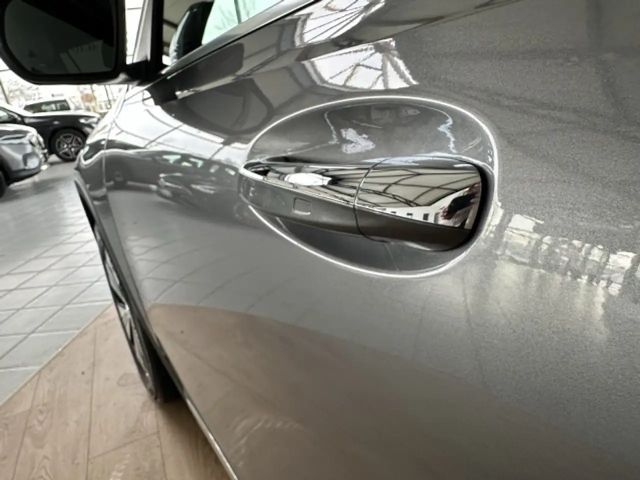 Mercedes-Benz EQB 350 4MATIC Progressive