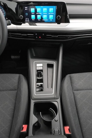 Volkswagen Golf DSG Golf VIII Life Variant