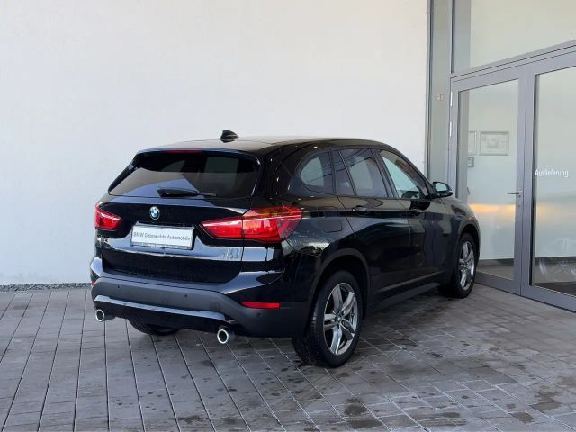 BMW X1 Advantage pakket sDrive18d