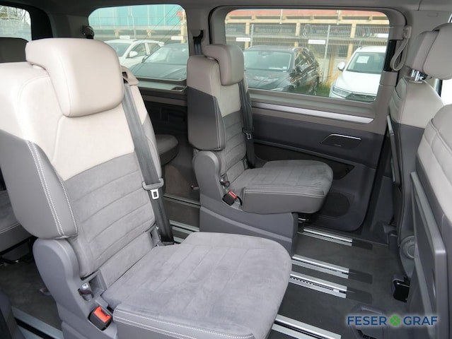 Volkswagen Multivan 2.0 TDI DSG IQ.Drive T7