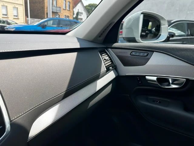 Volvo XC90 AWD Plus T8