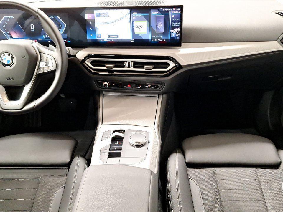 BMW 330 330i Touring xDrive