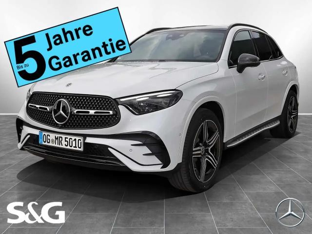 Mercedes-Benz GLC 300 4MATIC AMG Line GLC 300 d