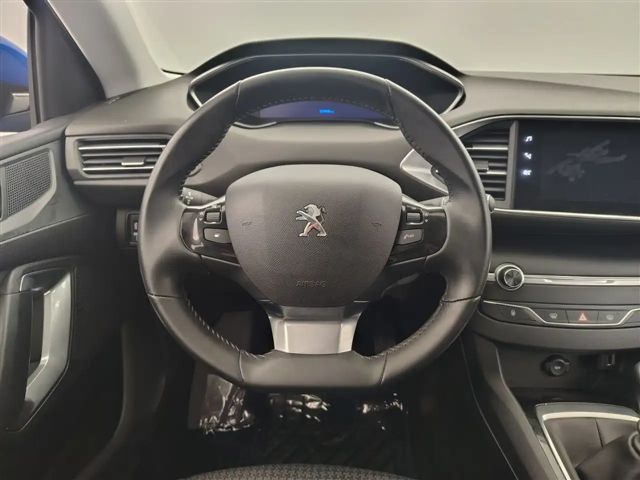 Peugeot 308 PureTech Style