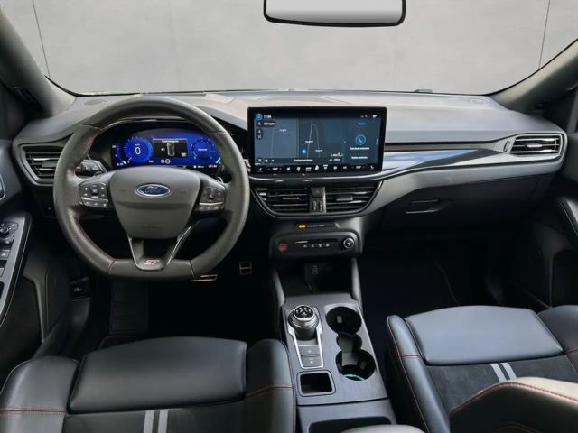 Ford Focus EcoBoost ST Line Wagon