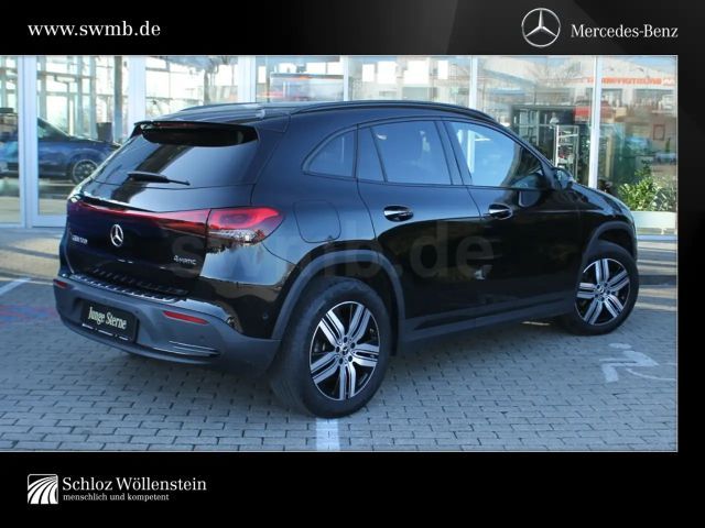 Mercedes-Benz EQA 300 4MATIC Progressive