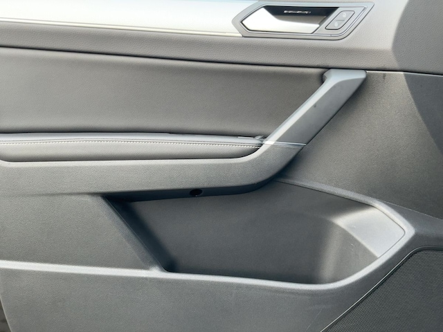 Volkswagen Touran 1.5 TSI DSG