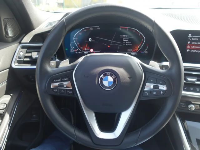 BMW 330 Touring