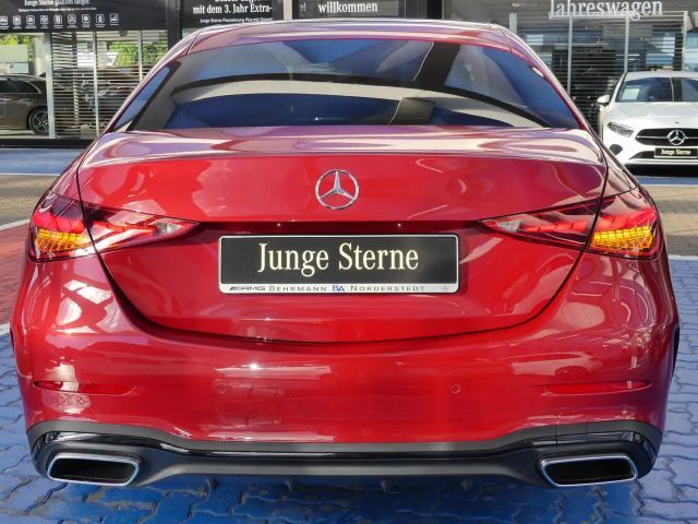 Mercedes-Benz C 200 AMG Line Sedan