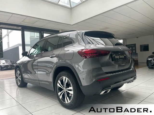 Mercedes-Benz GLA 200 GLA 200 d