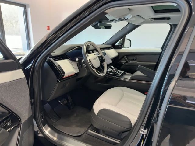 Land Rover Range Rover Sport D300 Dynamic SE