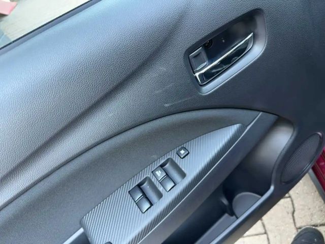 Mitsubishi Space Star Star