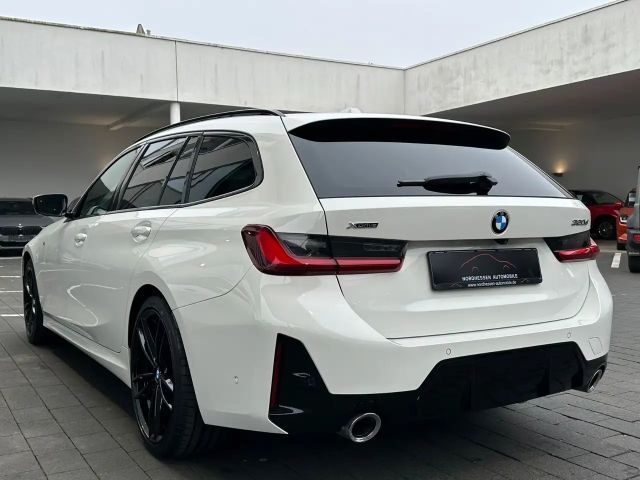 BMW 320 320d M-Sport Touring xDrive